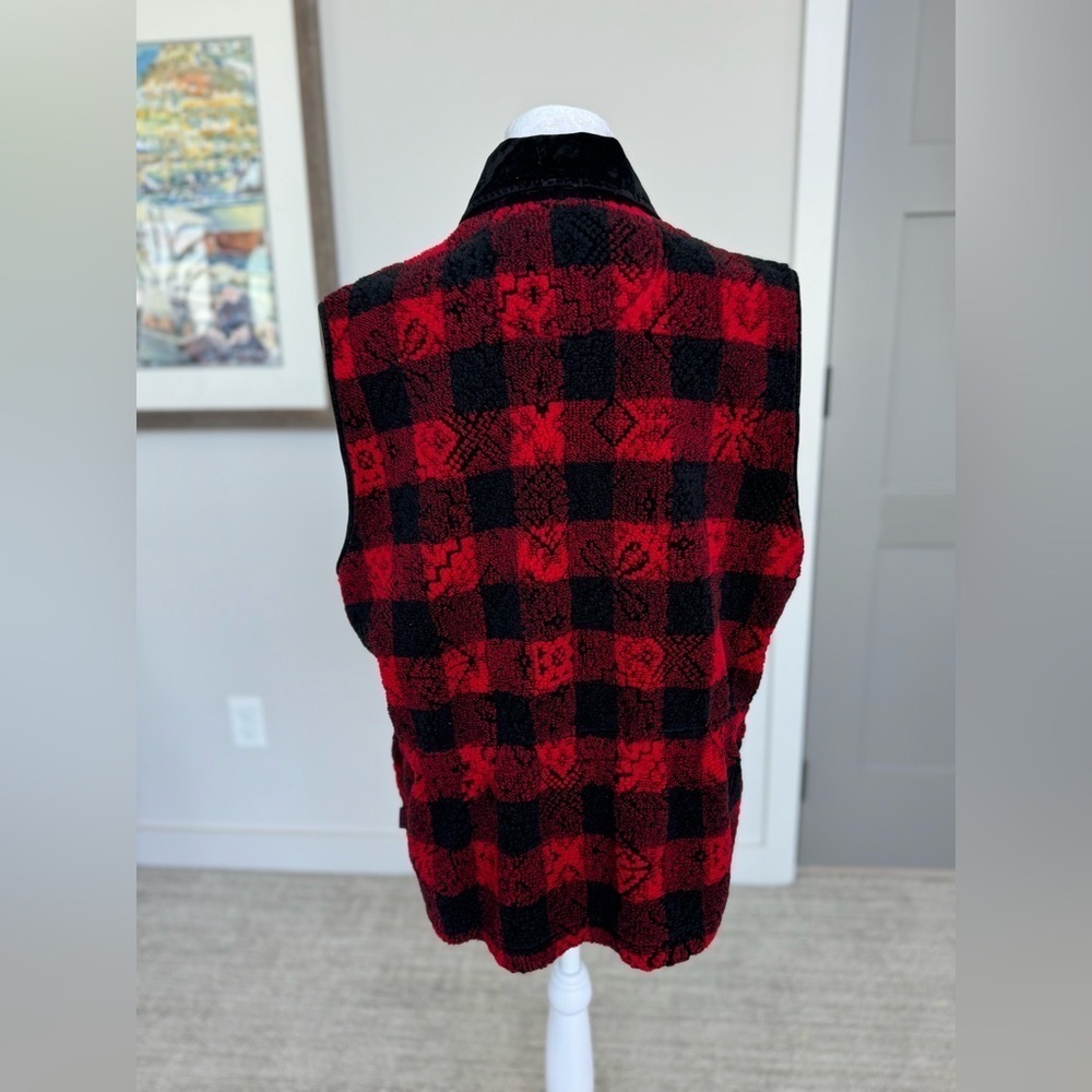 Woolrich Red Black Buffalo Plaid Full Zip Vest Large Pockets Sleeveless - Picture 3 of 9